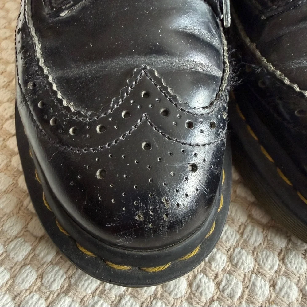 Dr. Martens | 3989 Patent Brogue Shoes Black Oxford Preppy Punk Classic | Size 6 - Picture 2 of 13